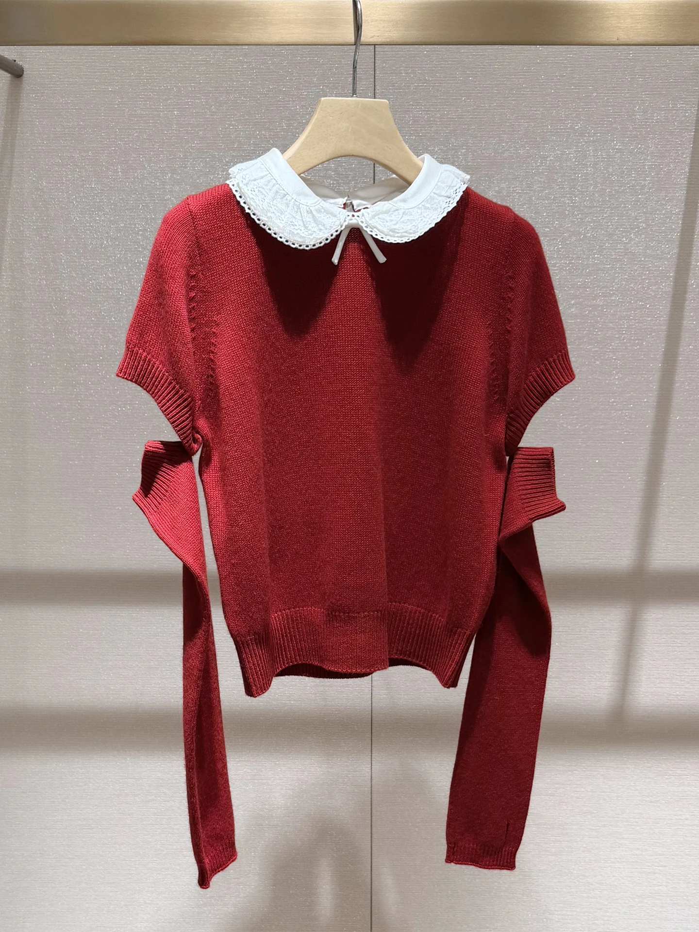 

Red Luxury Slim Fit Knitwear Spring 2026 New Style Doll Collar Knot Anti-Aging Women's Long Sleeve Casual Car...