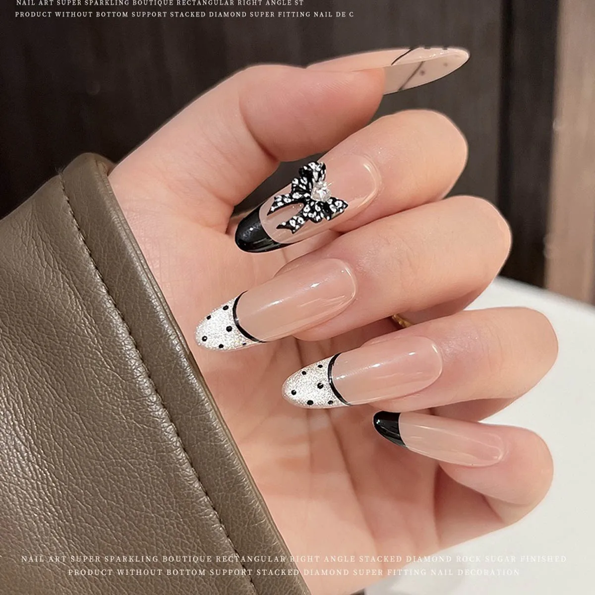 1 scatola di novità creativa stampa leopardo fiocco resina pendenti per unghie 3D di vendita calda dolce maculato cravatta cuore decorazioni per unghie unghie fai da te