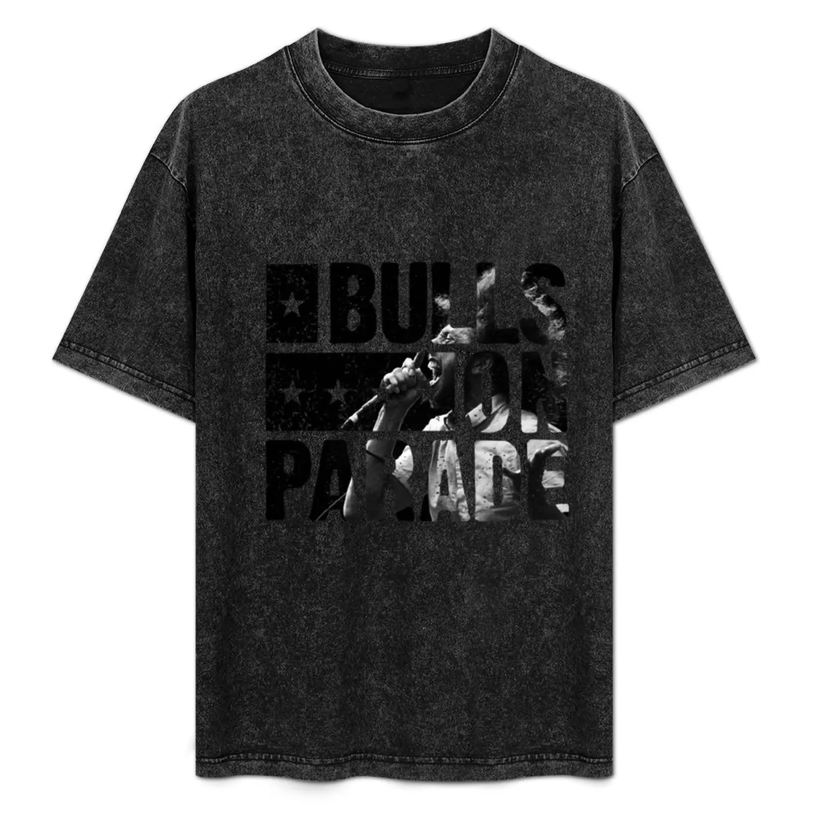 

Bulls on Parade T-Shirt Work Outdoor Short Sleeve Tee