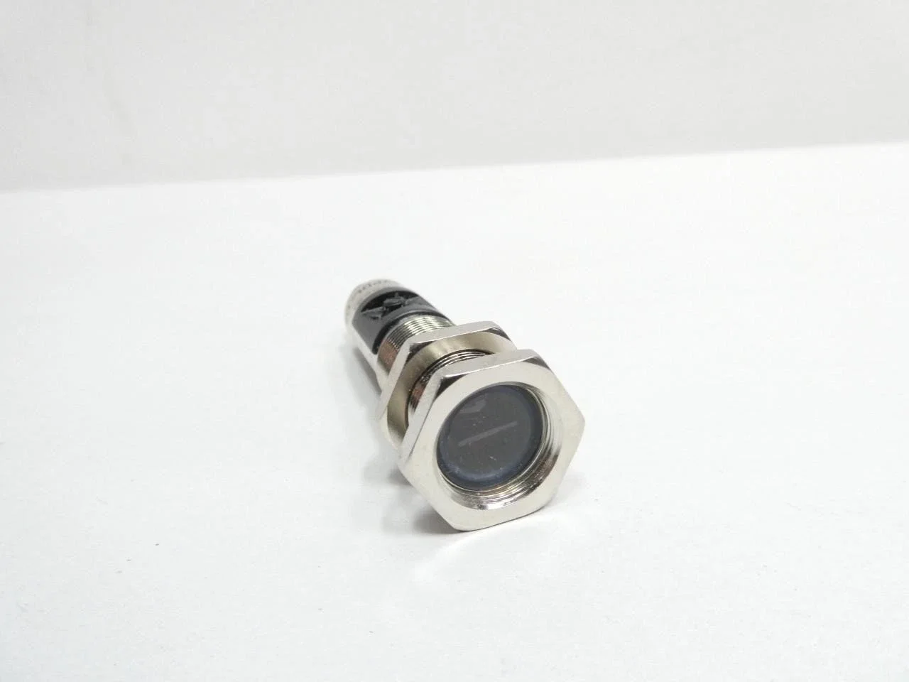 

Датчик приближения M18-3VPDL-Q8