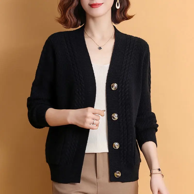 Women\'s Spring Autumn 2024 New Patchwork V-neck Button Fashion Solid Color Loose Minimalist Casual Long Sleeve Knitting Tops