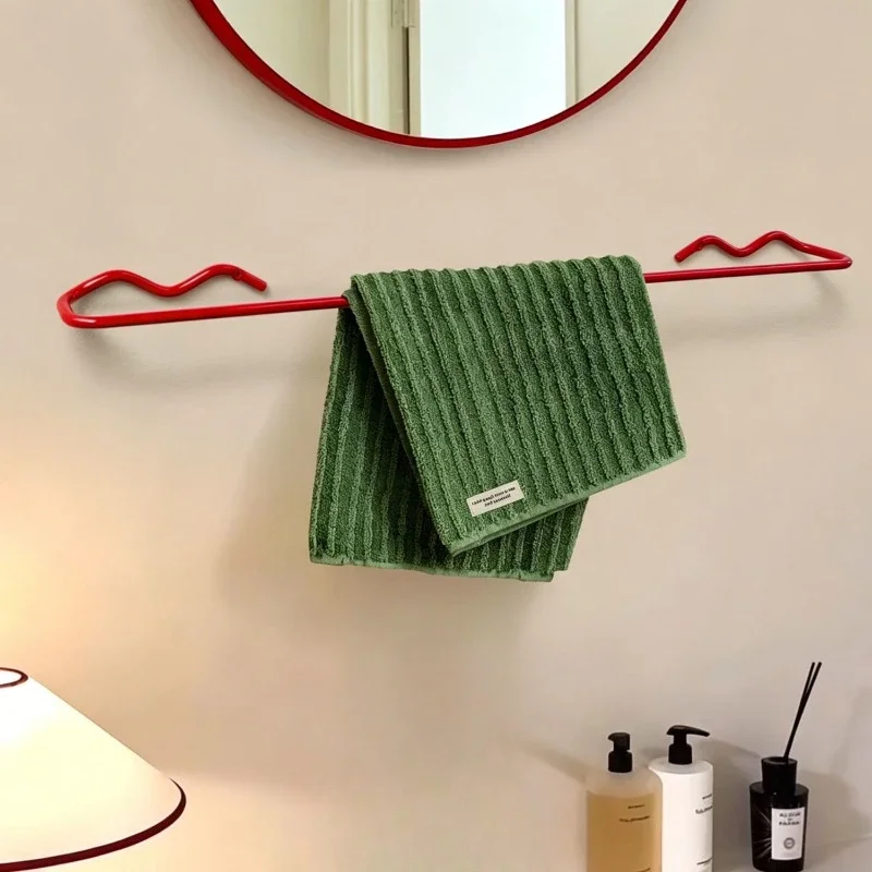 Metal Towel Racks Bathroom Towel Drying Holder Hotel Wall Coat Storage Racks Multifunctional Household Towels Organizer Holders