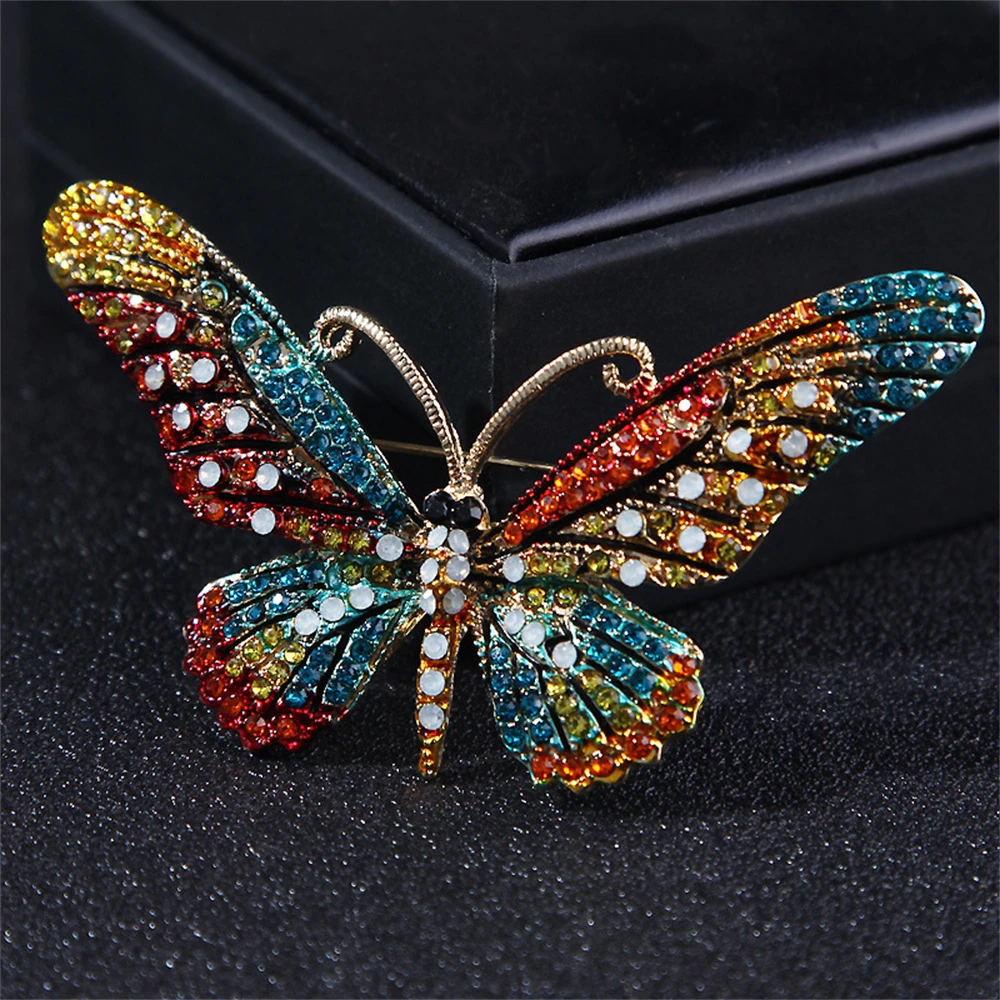Colorful Butterfly Brooches Crystal Rhinestones Metal Enamel Pins Flying Insect Animal Brooch for Women Clothing Jewelry Gifts