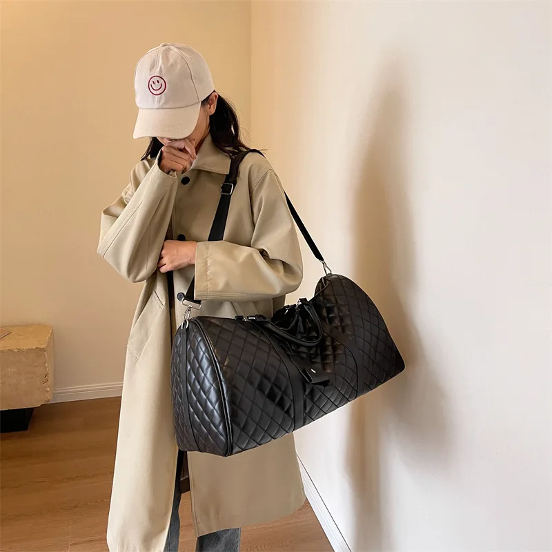 Large Capacity Leather Business Travel Handbag For Women Diamond lattice Design Female Gym Sport Luggage Ladies Duffle Hanbag