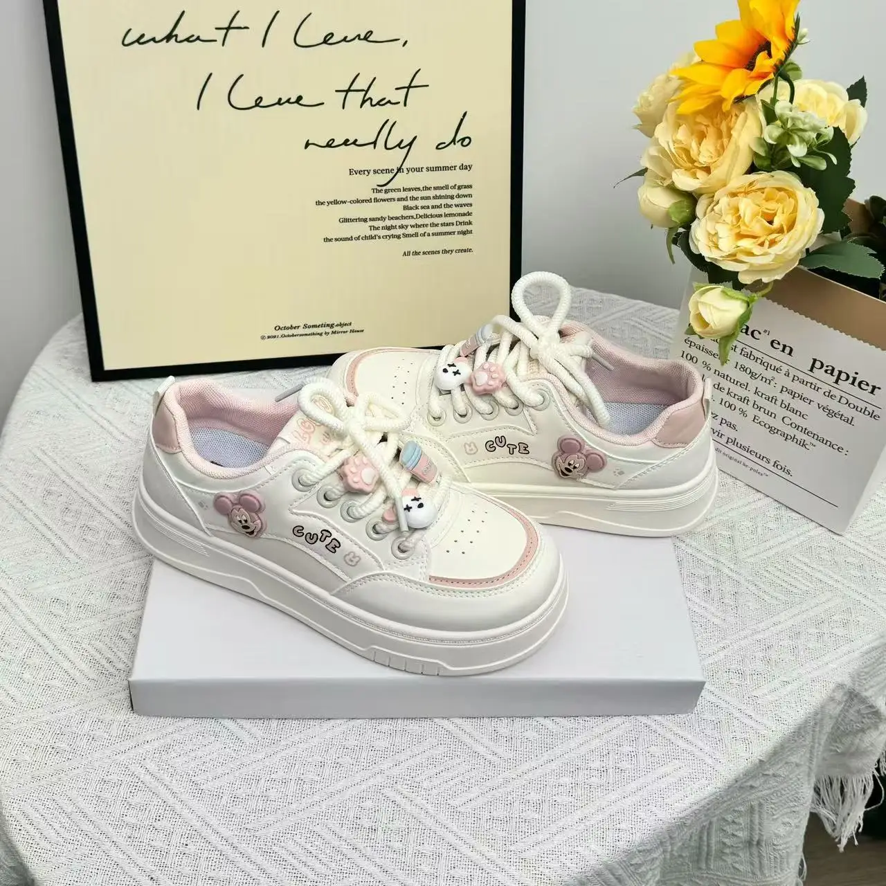 

real pictures 2025 New Spring Autumn drop shipping Minnie Mickey Mouse Student girls Sports women's Casual Shoes white flats