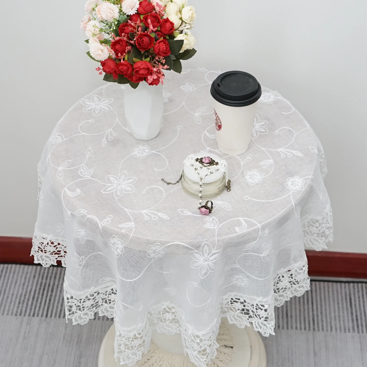 American Style 90cm Round White Color Embroidered Tablecloth For Home Hotel Wedding Party