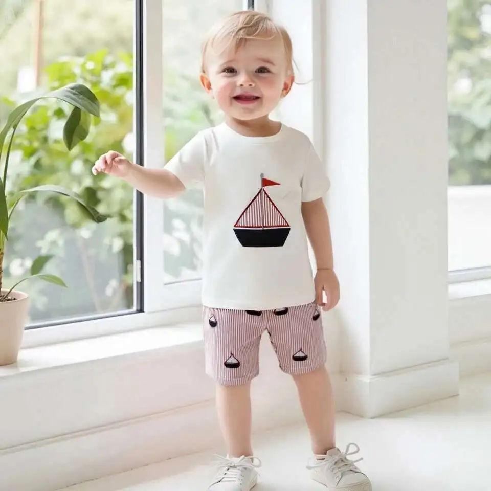 

Новые комплекты летней одежды для маленьких мальчиков 0-4 лет, футболки с короткими рукавами и вышивкой из мультфильмов, шорты с эластичной резинкой на талии