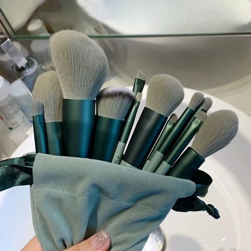 13 PCS Makeup Brushes Set Face Eyes Make Up Brush EyelashEyebrow Eyeliner Foundation Powder Blush Highlight Lips Brush