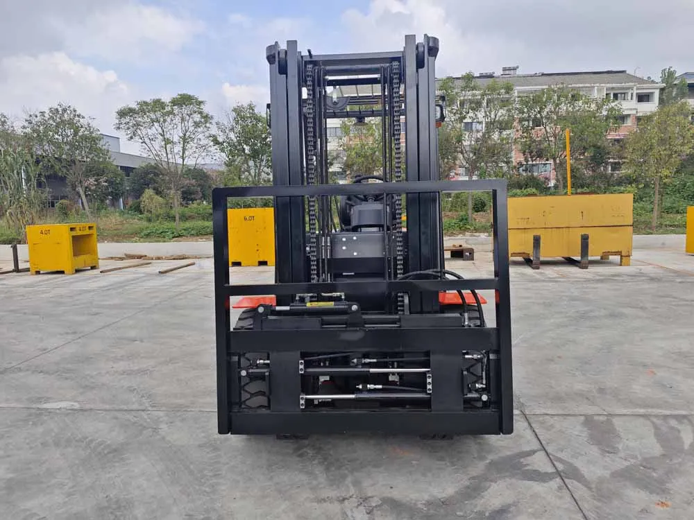Container Terminal 4 Wheel Electric Forklift 5 Ton For Port Yard Heavy Cargo Container Loading Unloading Steel Coil Handling