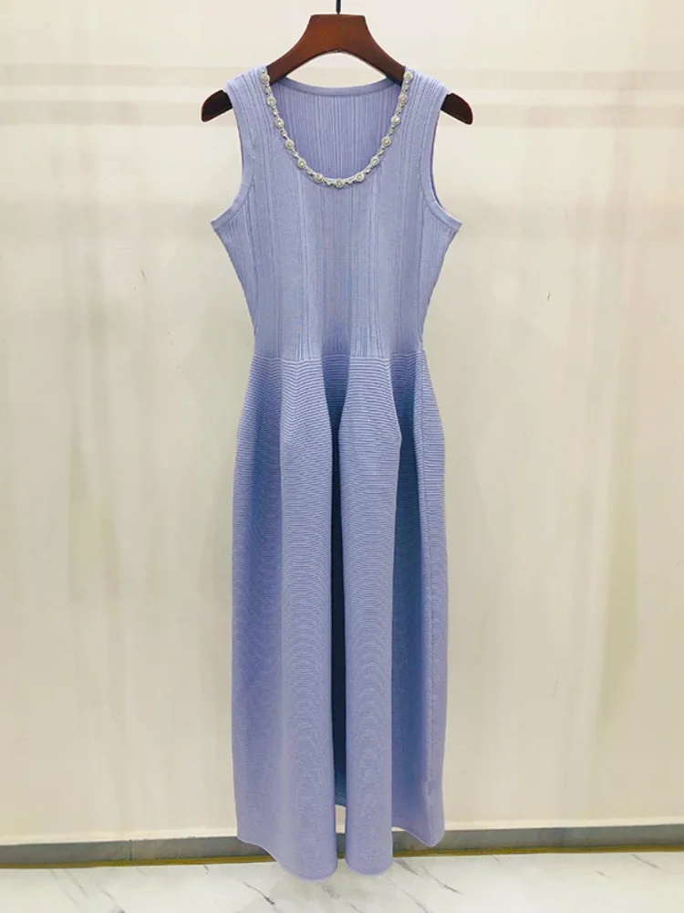 

New Summer Small Fragrance Style French Luxury Diamond O-Neck Knitted Big Swing Dress Women's Sleeveless Sweater Runway Dress