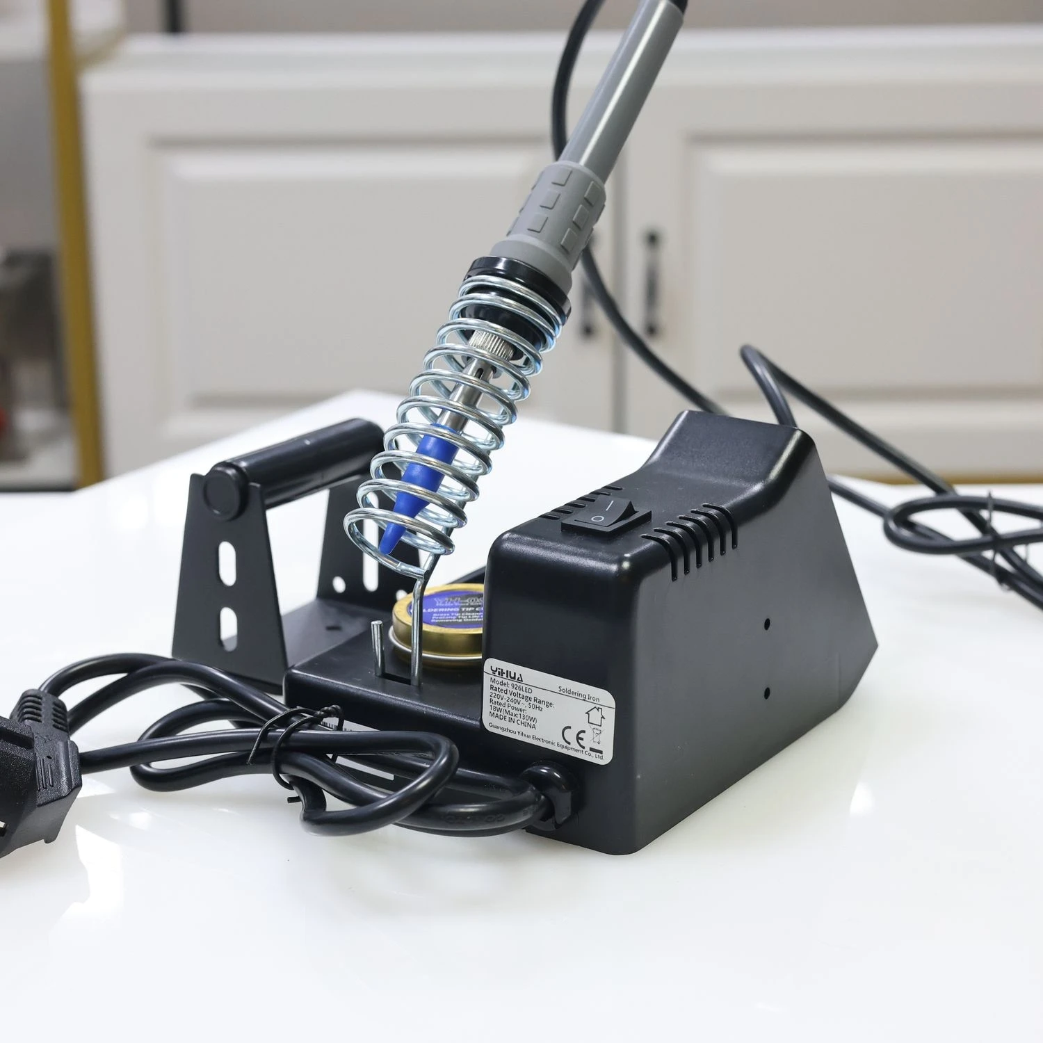 

Advanced PID Control YIHUA 926 LED Soldering Station 60W LED Digital Display ESD Safe