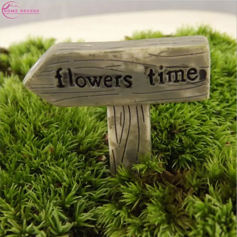 

Mini Resin Sign Board Bonsai Figurines Micro Landscape Crafts Signboard Miniatures Fairy Garden Moss Terrarium Decor