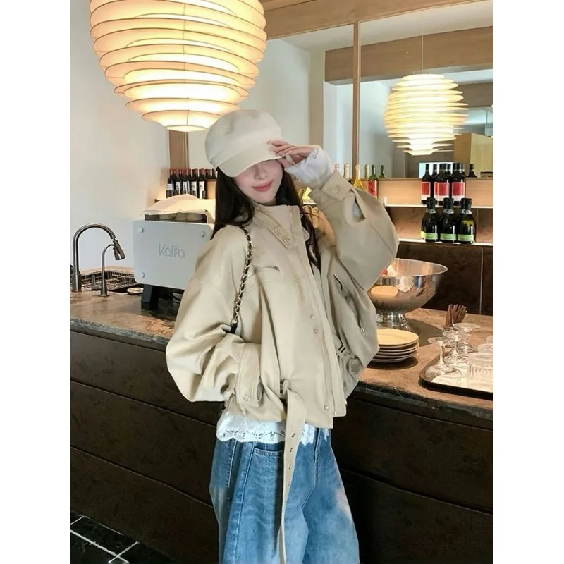 

Бейсбольный трикотаж в стиле ретро, рабочая одежда, короткая куртка с воротником-стойкой для женщин, осень 2024, новое облегающее пальто, верхняя тенденция