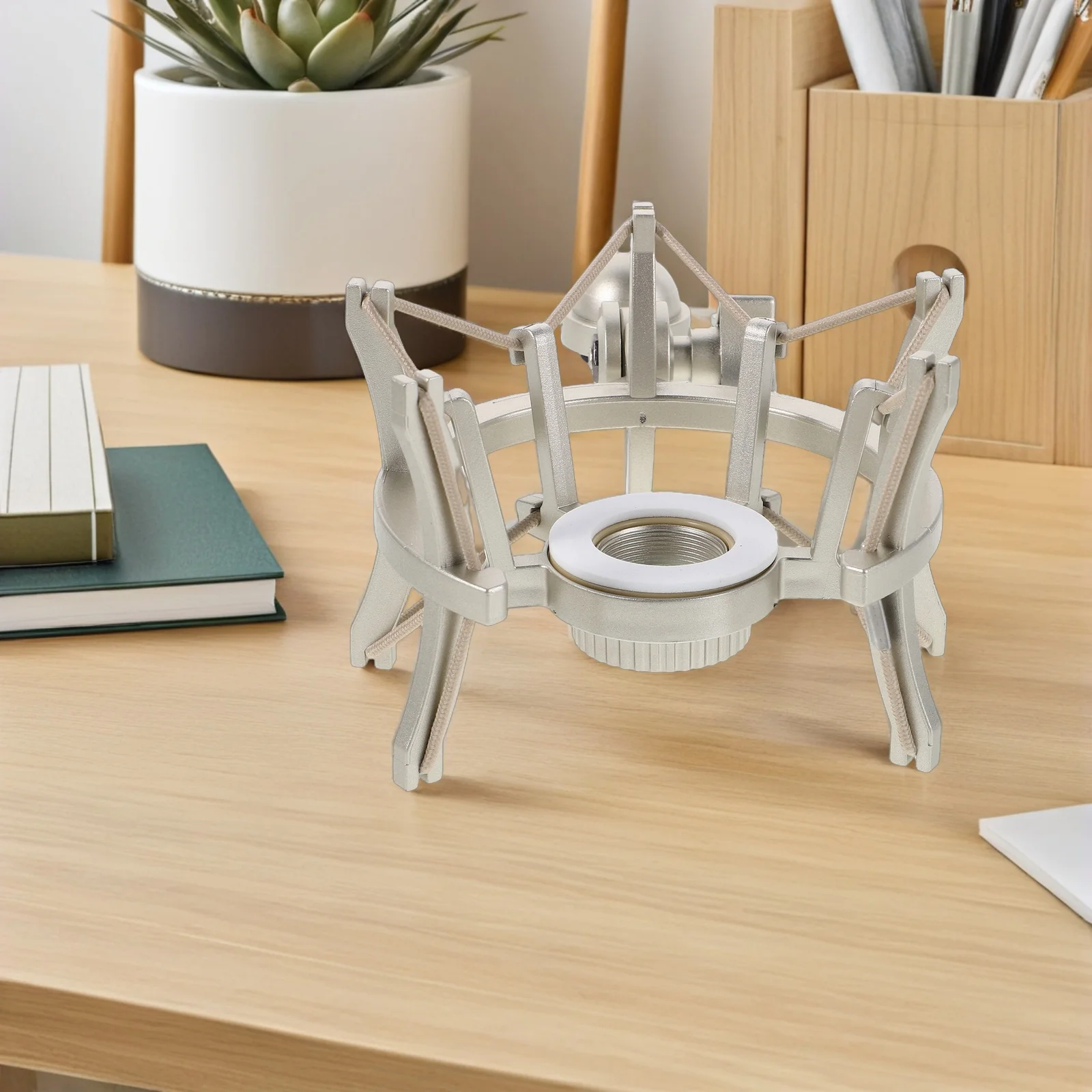 

Plastic Anti-Vibration Microphone Shock Mount Holder 2.1cm Hole Adjustable for Stable and Streaming Recording