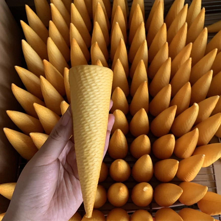 5.3inch Pu Plastic Soft Waffle Cone Faux Crispy Food DIY Ice Cream Model Display Golden Decoration Shop Party Props Artificial