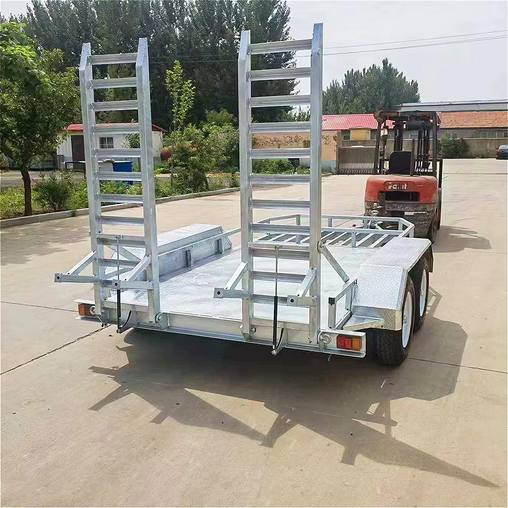 Three Horses Utility Semi-Trailer Cargo Car Hauler with Double Axle Galvanized Surface Ramp Design 3500 kg Payload Capacity