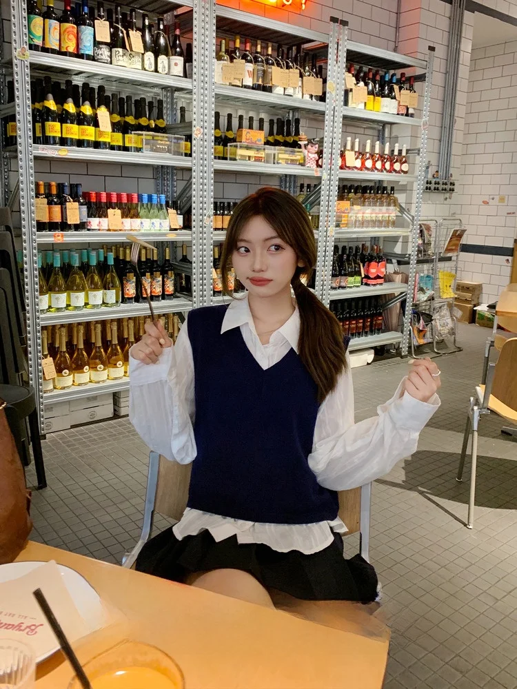 

Темно-синий женский жилет в Корейском стиле, маленький размер, осенний новый Sle Salt And Sweet Girl Cake, полиэфирное волокно, нейлоновое волокно, хлопок...