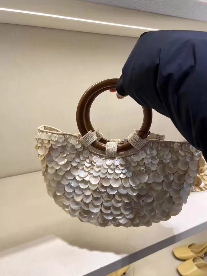 

Роскошная сумка ручной работы из ракушек, плетеная соломенная сумка с вышивкой, сумка-тоут с деревянной ручкой, вечерний клатч