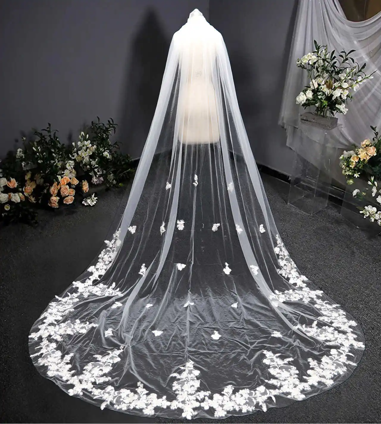 Elegant Wedding Veils With Combs Appliques Lace One Layer White Ivory Tulle Bridal Veil 3 Meters Veu de Noiva Longo Real Photos