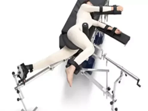 Lit de naissance électroshydraulique Tle HyBase 6100 en acier inoxydable