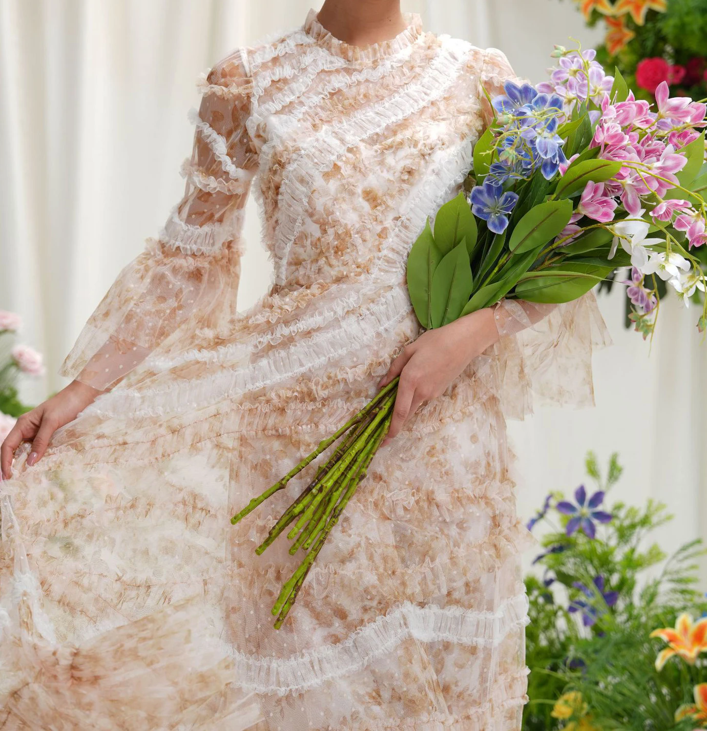 2025 moda europeia vestido de banquete saia longa em torno do pescoço malha emenda em camadas balanço magro dress-GZXX486