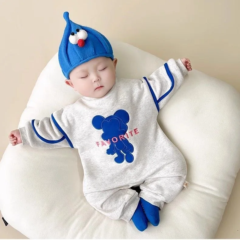 Baby autumn outfit newborn male baby one month old hundred days old cute and handsome clothes shooting costumes 아기 코스프레