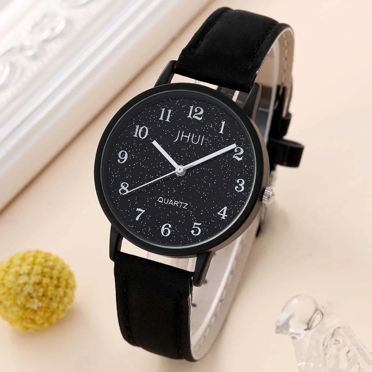 Movement Type: Quartz Watch Suitable For: Women Strap Length :230mm Strap Width :14mm Shell Diameter :34mm Shell Thickness :8mm