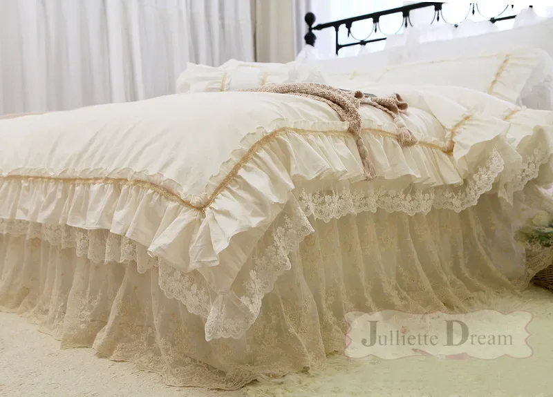 Luxury Bedding Set Ruffle Duvet Cover Set Embroidery Lace Yarn Bed Cover Bedspread Double Layers Bed Sheet Queen Bedding Set