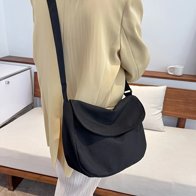 Stilvolle Damen Hobo Schulter-Umhängetasche, Geräumige Klapptasche mit Verstellbarem Riemen, Ideal für den Täglichen Arbeitsweg – Detail 5