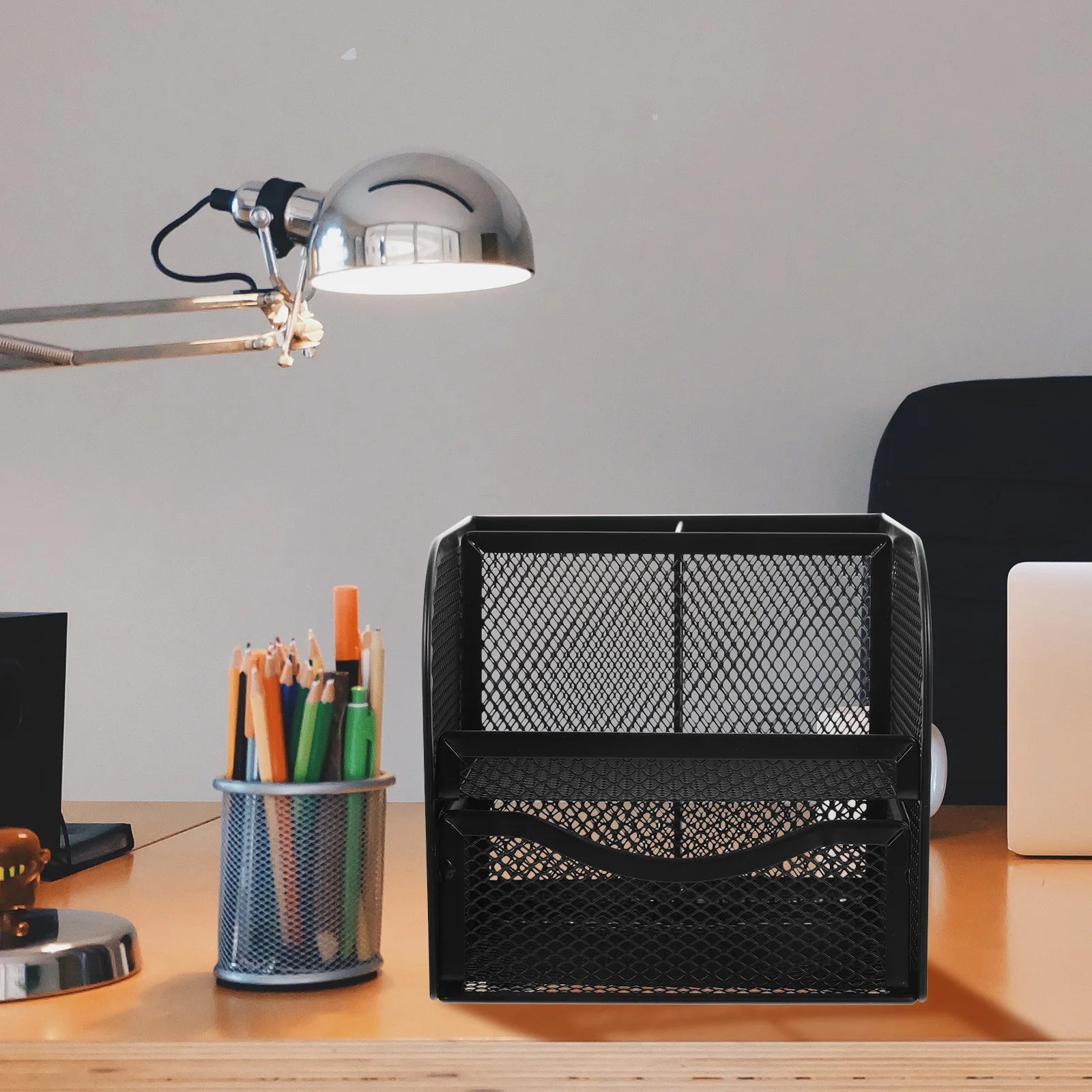 

Creative Metal Pen Holder Mesh Desk Organizer Sturdy Large Space Stationery Makeup Storage Home Office Decor