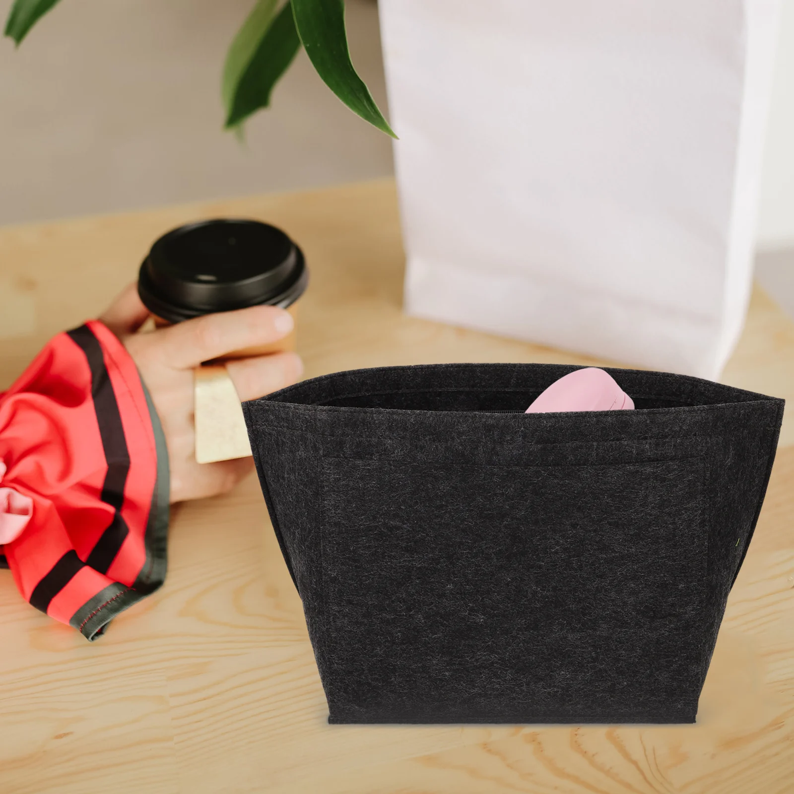 

Felt Purse Insert Organizer Durable Makeup Bag Organizer Tote Bag Liner for Cosmetics Accessories Purse Insert