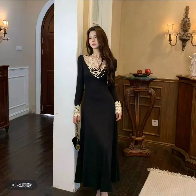 2025-encre-dentelle-chapitre-debut-automne-robe-design-sens-dentelle-epissage-a-manches-longues-jupe-tricotee-jupe-mince