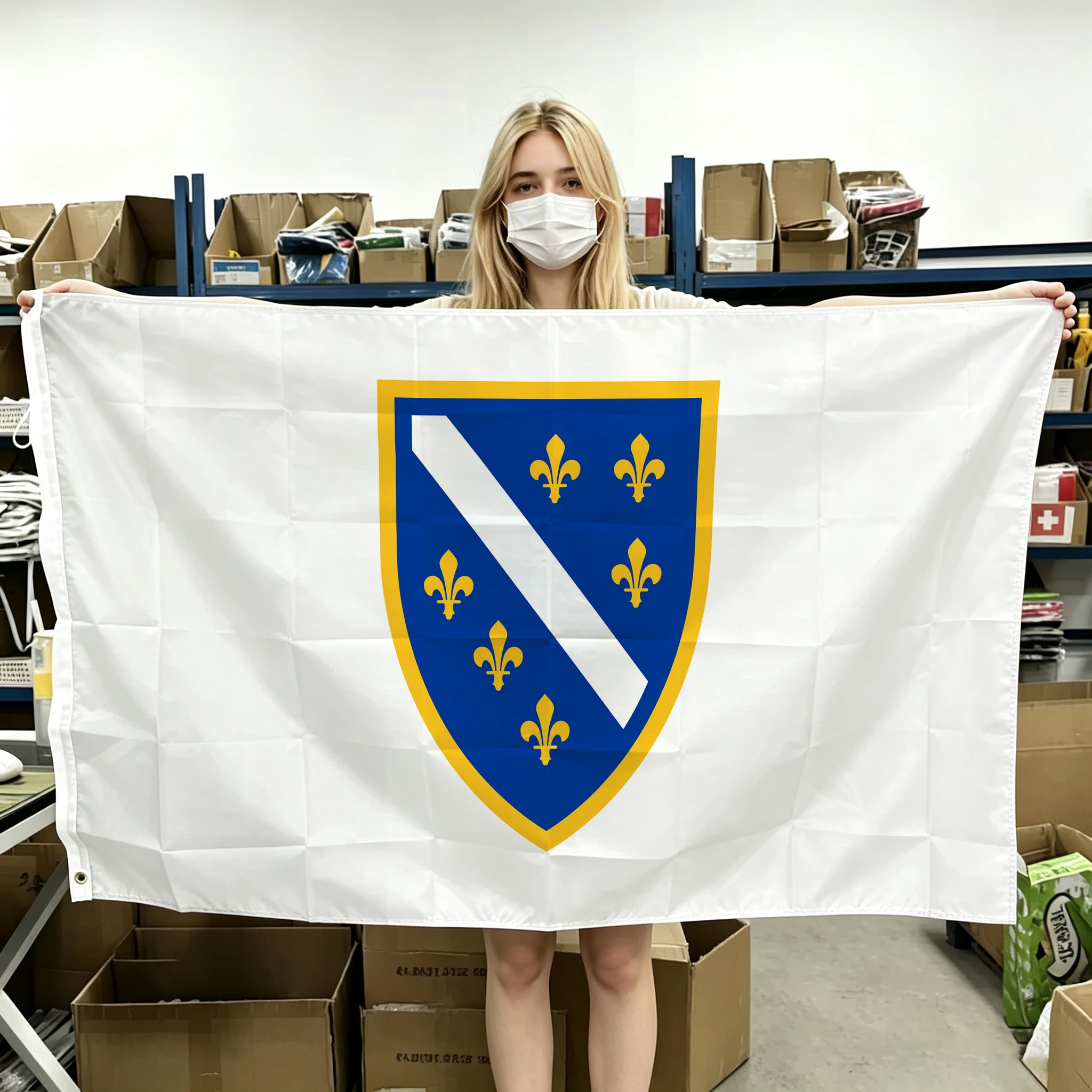 60 x 90 cm, 90 x 150 cm, 120 x 180 cm, Bosnien und Herzegowina, 1992–1998, Flaggen-Wandteppich, Polyester-Banner mit Messingösen für Wanddekoration