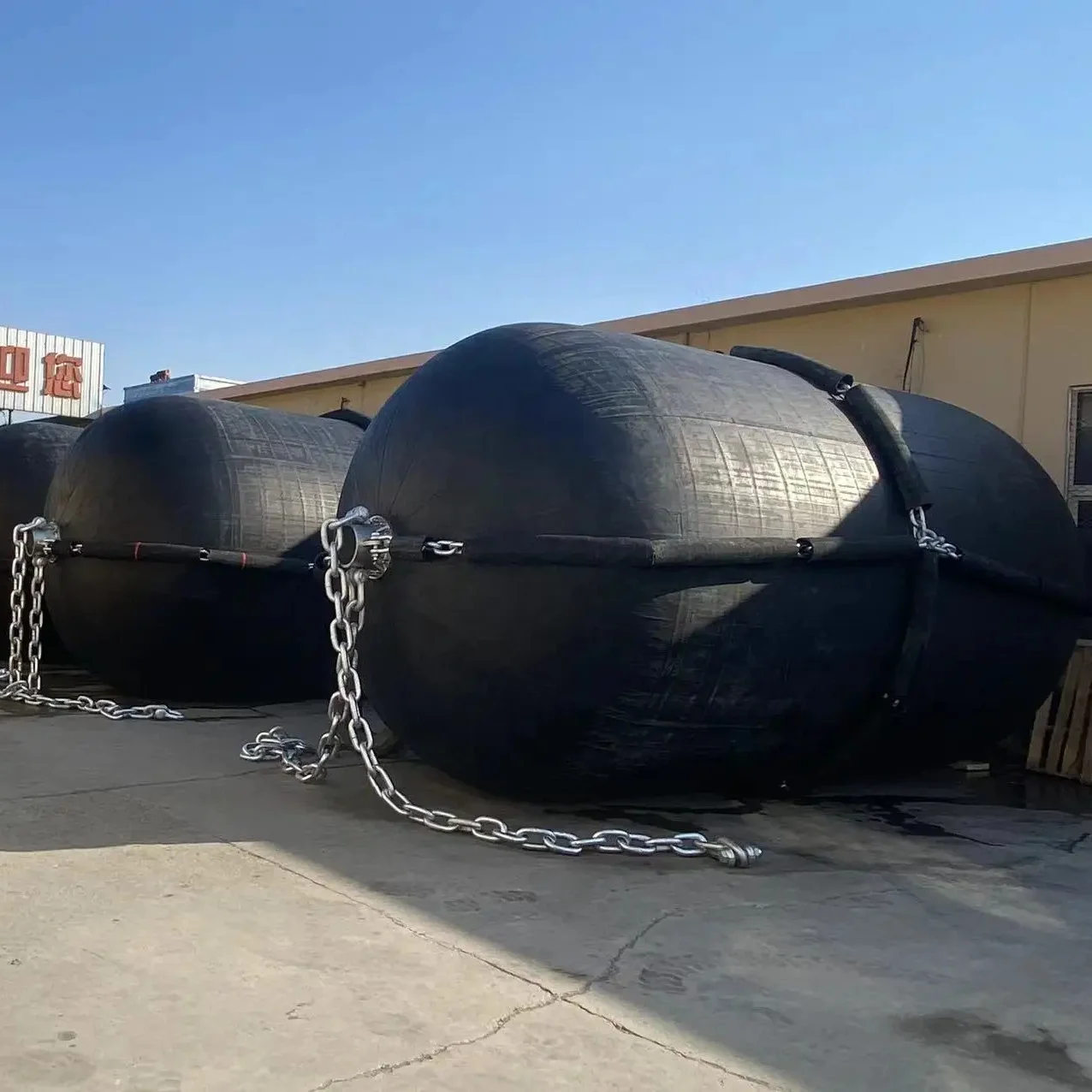 Durable Natural Rubber Pneumatic Sling Type Submarine Fender
