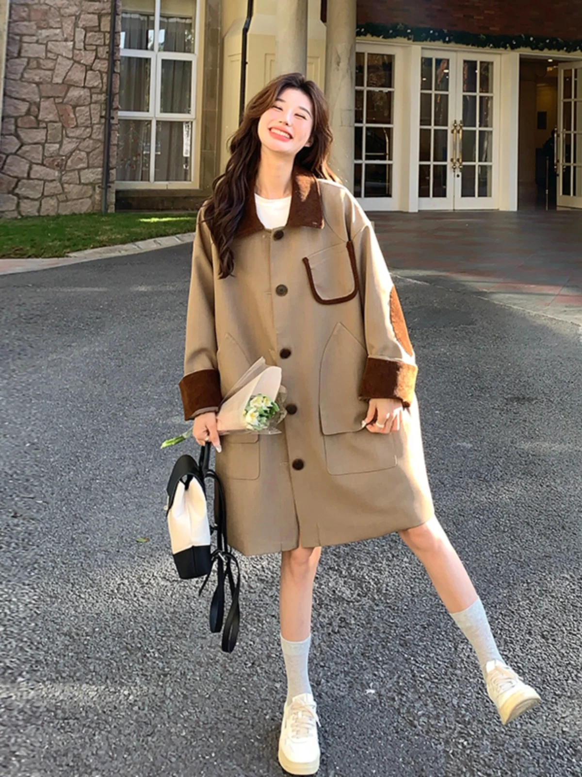 เสื้อโค้ทผู้หญิงผ้าลูกฟูกแบบต่อผ้า สไตล์ลำลอง ความยาวปานกลาง สำหรับฤดูใบไม้ผลิและฤดูใบไม้ร่วง แบบเกาหลี ปกเสื้อ กระดุมเดี่ยว แขนยาว