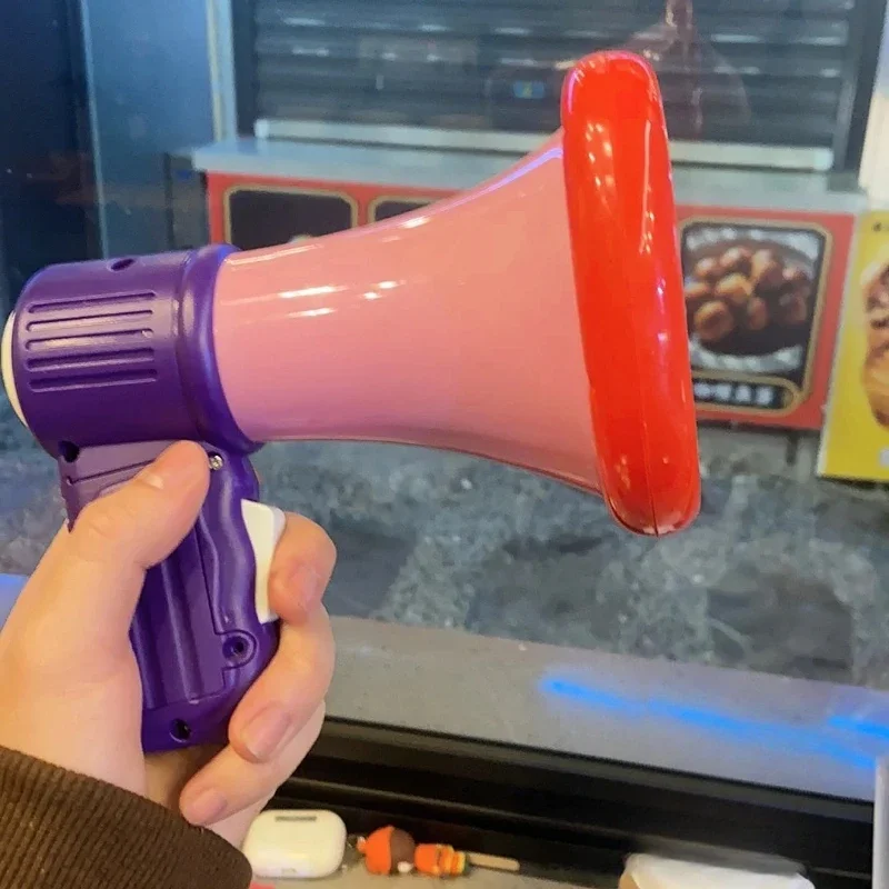 

Семейный микрофон для караоке: забавные дуэты, меняющие голос, когда семейные вечеринки во время усиления связок.