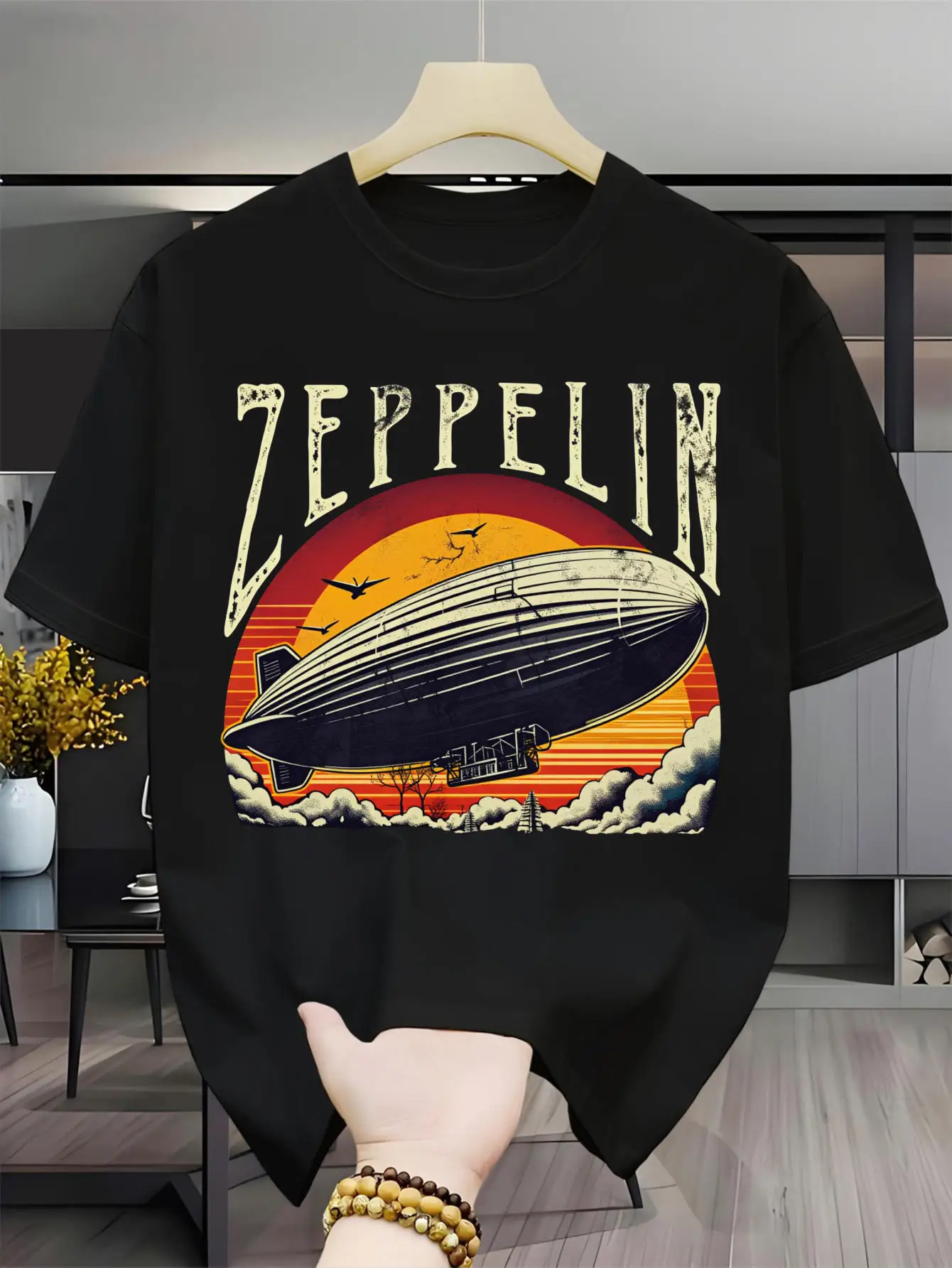 Zeppelin Vintage Tee Vintage Zeppelin Airship T-Shirt - Distressed Retro Print Loose Fit Round Neck Short Sleeve Top with ZEPPELIN Lettering, Breathable Suitable for Aviation Enthusiasts, Casual Wear, Themed Parties & Daily Outfits