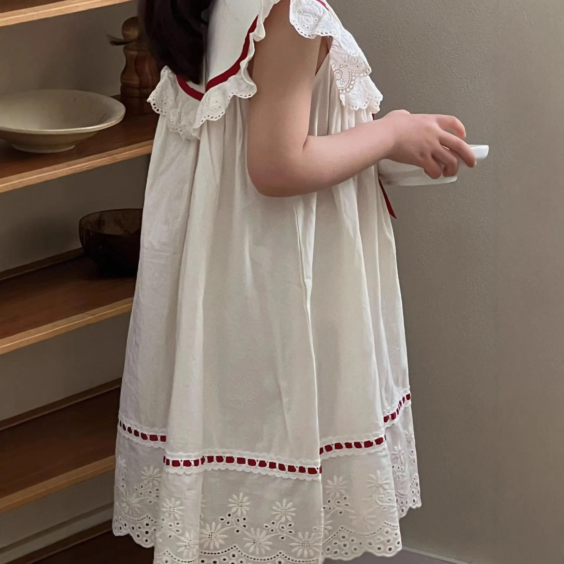 

2026 Summer New Girls White Lace Fungus Edge Dress
