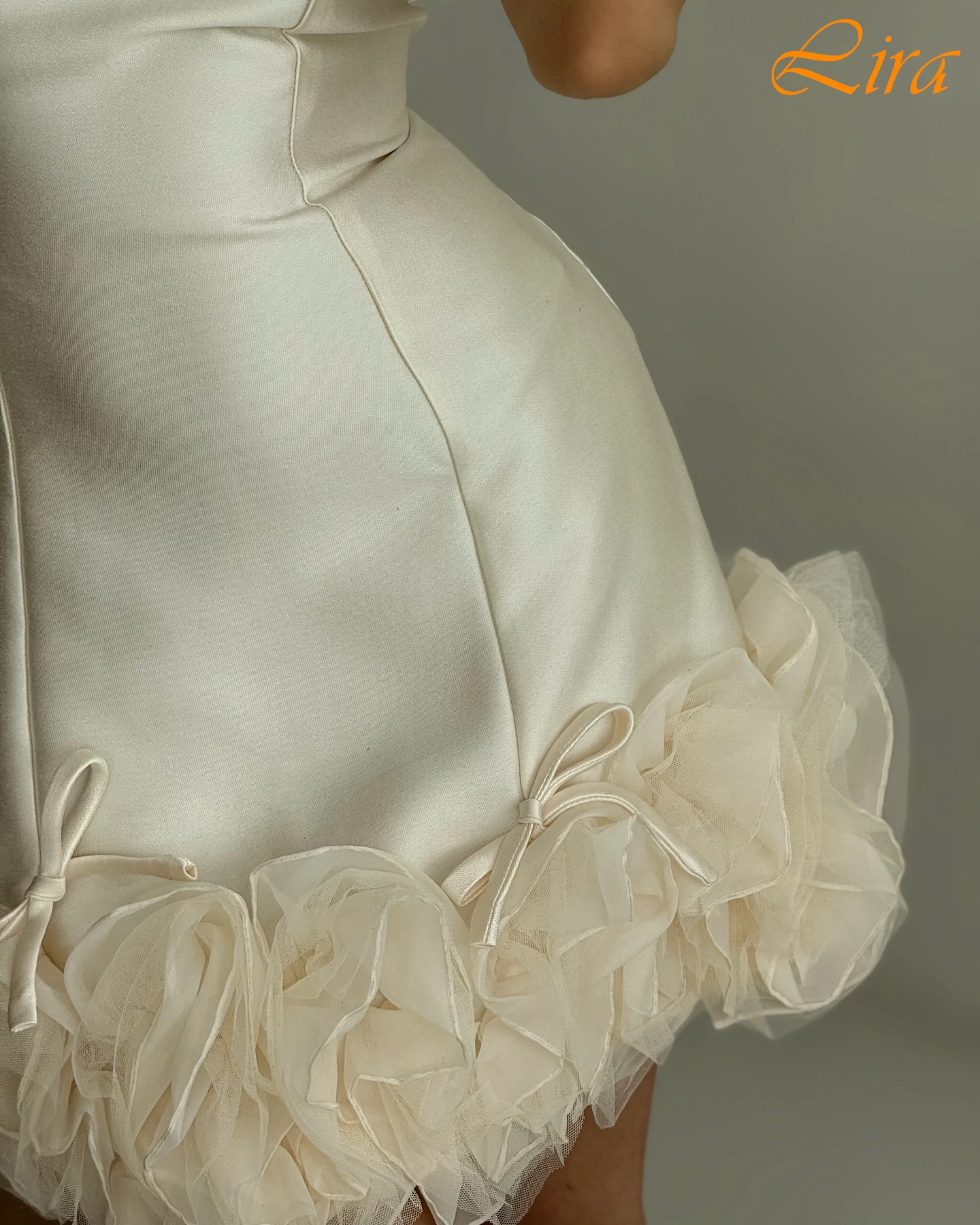 فستان سهرة رسمي أنيق برقبة دائرية مستقيمة مخصصة، فساتين مناسبة مخصصة حساسة، فستان حفلات عالي الجودة