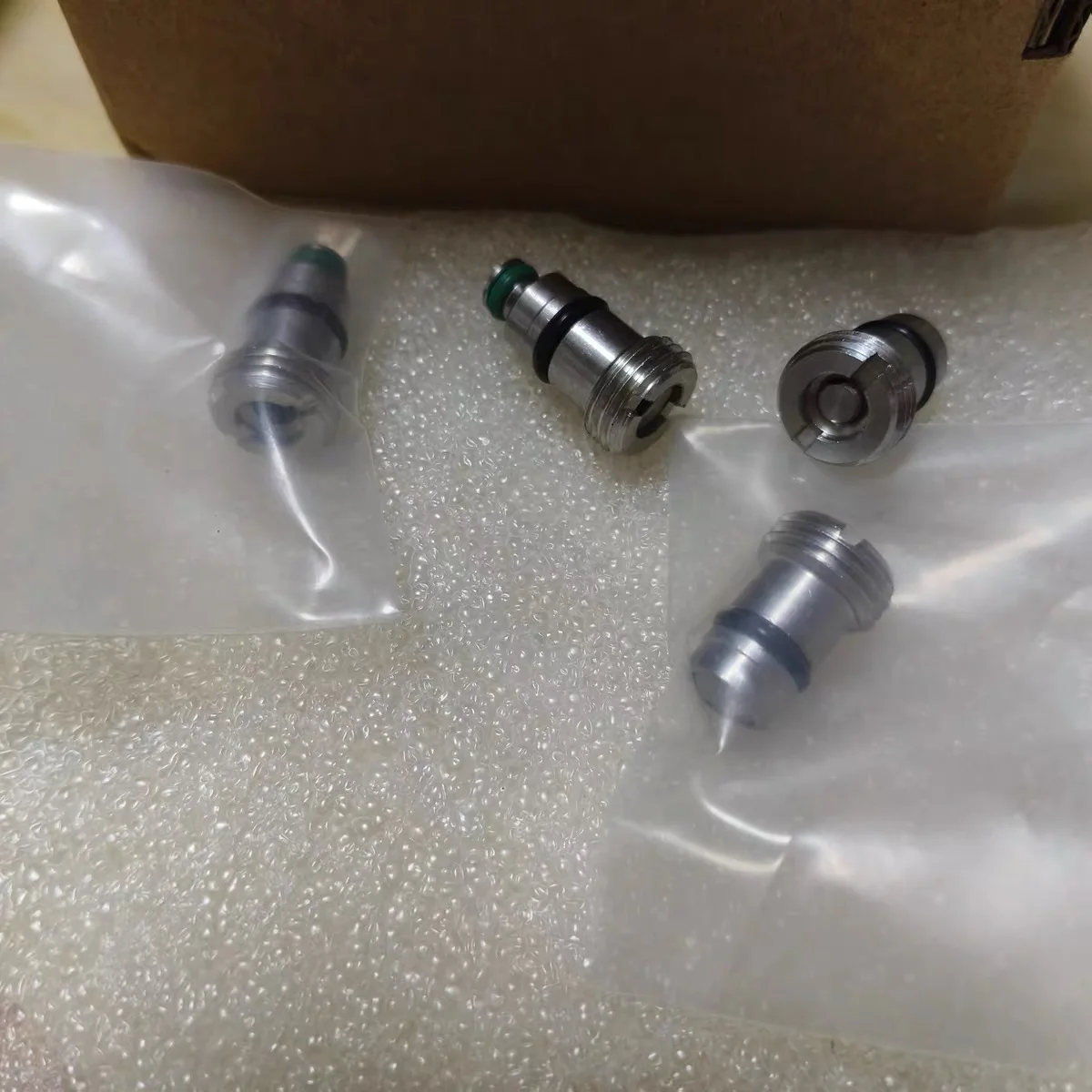 Picture 3: 86600632 SC12 Rock Drilling Valve Hammer Nitrogen Gas Valve For Montabert