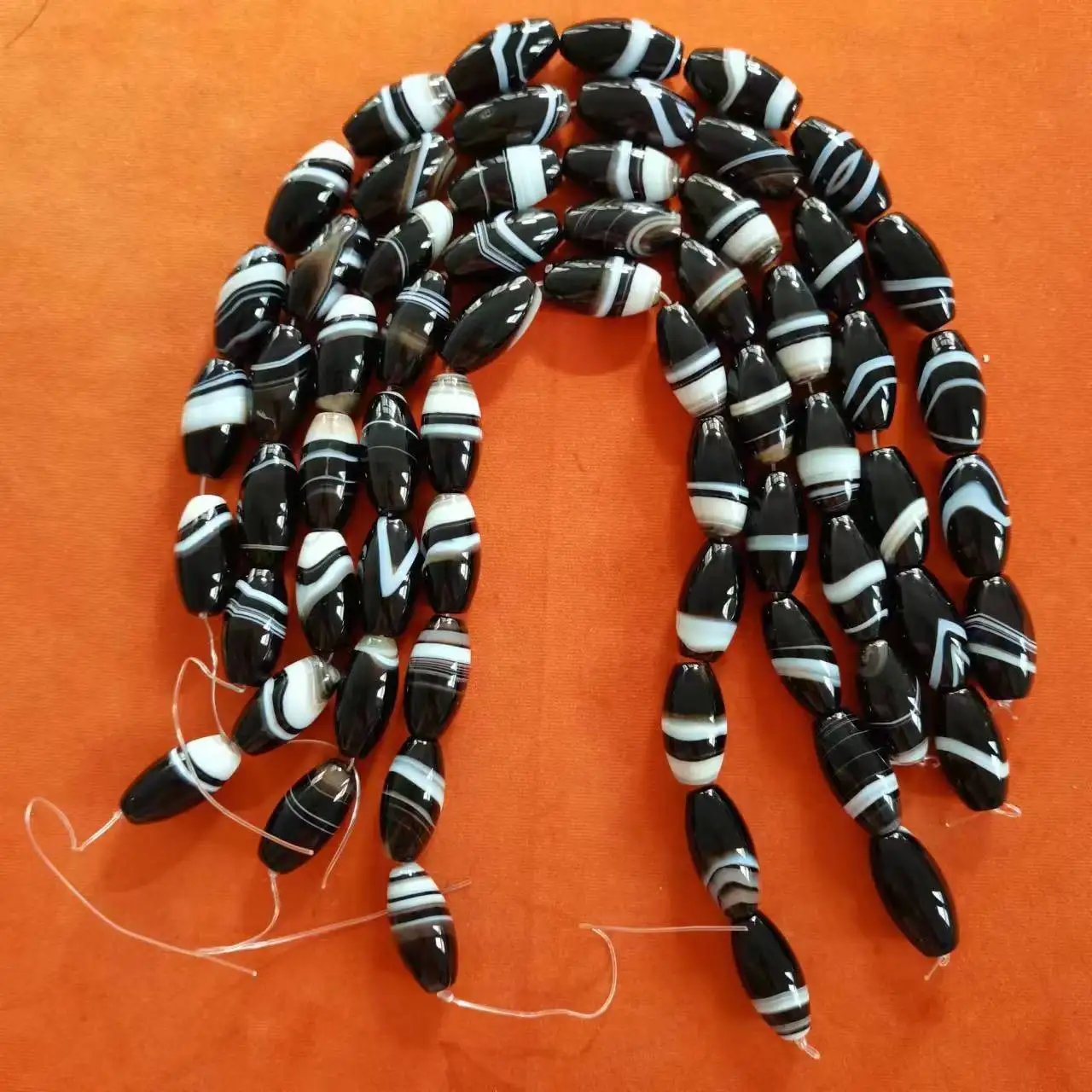 1pcs/lot natural stone homologous wide stripe wrapped silk old agate beads black white long bulk accessories gem jewelry amulet