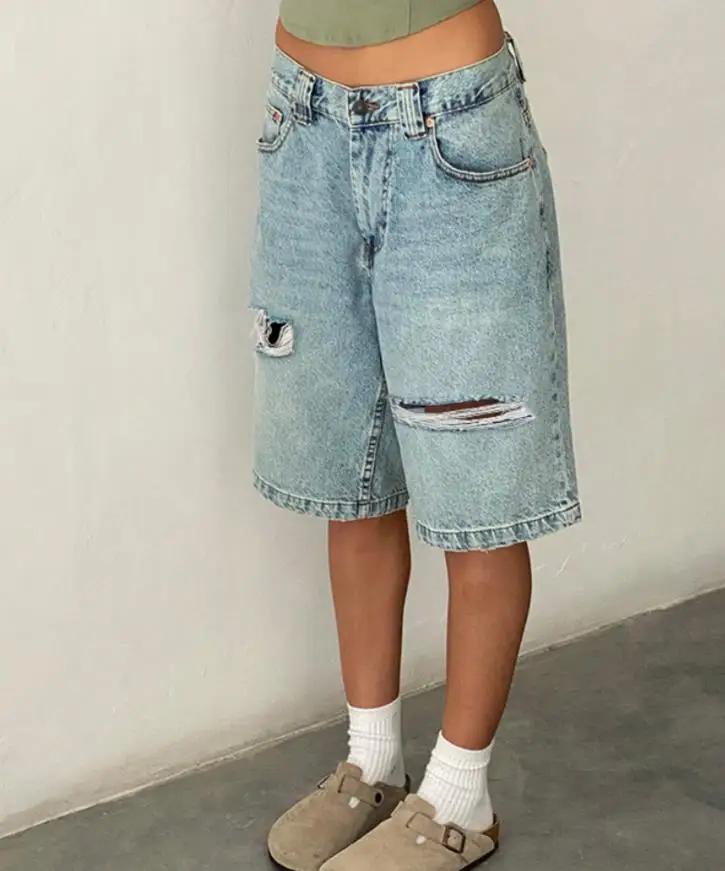 

New Fashion Womens Knee Length Jean Shorts Casual Loose Low Rise Wide Leg Denim Shorts With Pockets For Summer S-2XL