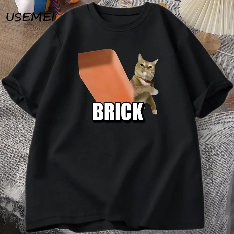 Funny Cat Throwing Brick Meme Lightweight T-shirt for Men Women Leisure Cotton T Shirt Round Neck Fashion Short Sleeve Tshirt