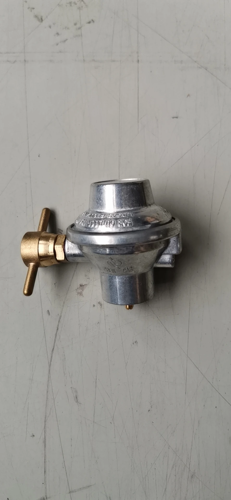 

1LB Cylinder pressure reducing valve for Weber q series barbecue oven