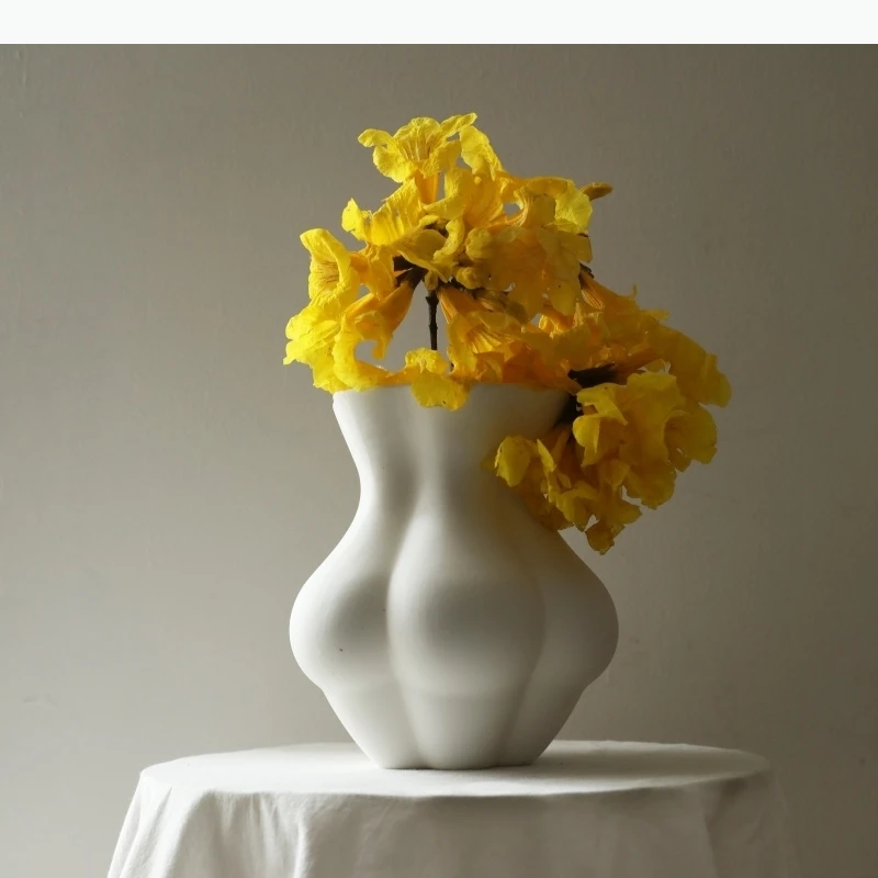 

Ceramic Vase Abstract Human Body Shapes Flower Arrangement Accessories Porcelain Crafts Home Decoration