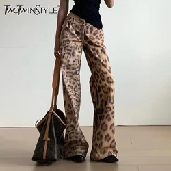 TWOTWINSTYLE Leopard Spliced Pockets Jeans For Women High Waist Patchwork Button Vintage Casual Wide Leg Pant Female Fashion New