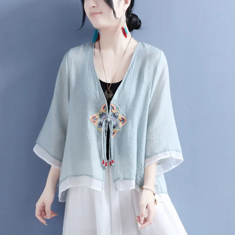 Chinese Tang Suit Retro Embroidered Knot Button Cotton Shirt Women Fashion 2024 Spring New Chinese Zen Tea Gown Loose V-neck Top