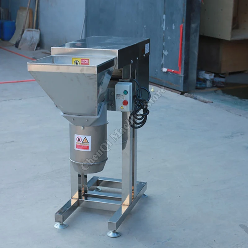 Großer Obst- und Gemüsebrecher, Gemüsefüllmaschine, Taro-Püree-Maschine, Ingwer-Knoblauch-Chili-Zerkleinerer auf dem Meer bis zum Hafen