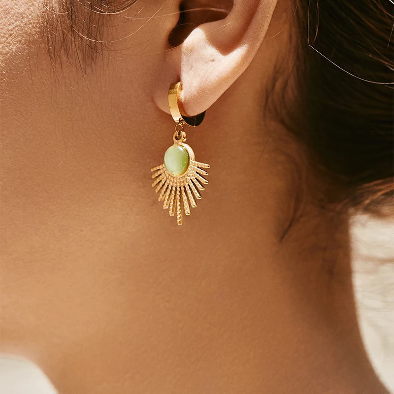 Loe Women's Gold Stainless Steel Dangle Earrings Bohemian Exotic Jewelry Fan Shape Fashionable Accessory