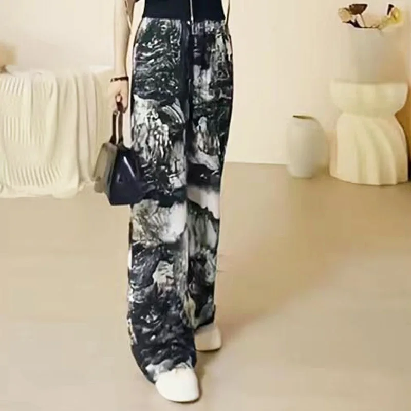 Casual Sports Fashion Set for Women's Summer 2025 New Black and White Cardigan, Short Sleeved Pants, Two-piece Set Pant Sets